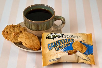 Galletita de maní 30g logo