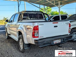 Toyota Hilux 2014 image2